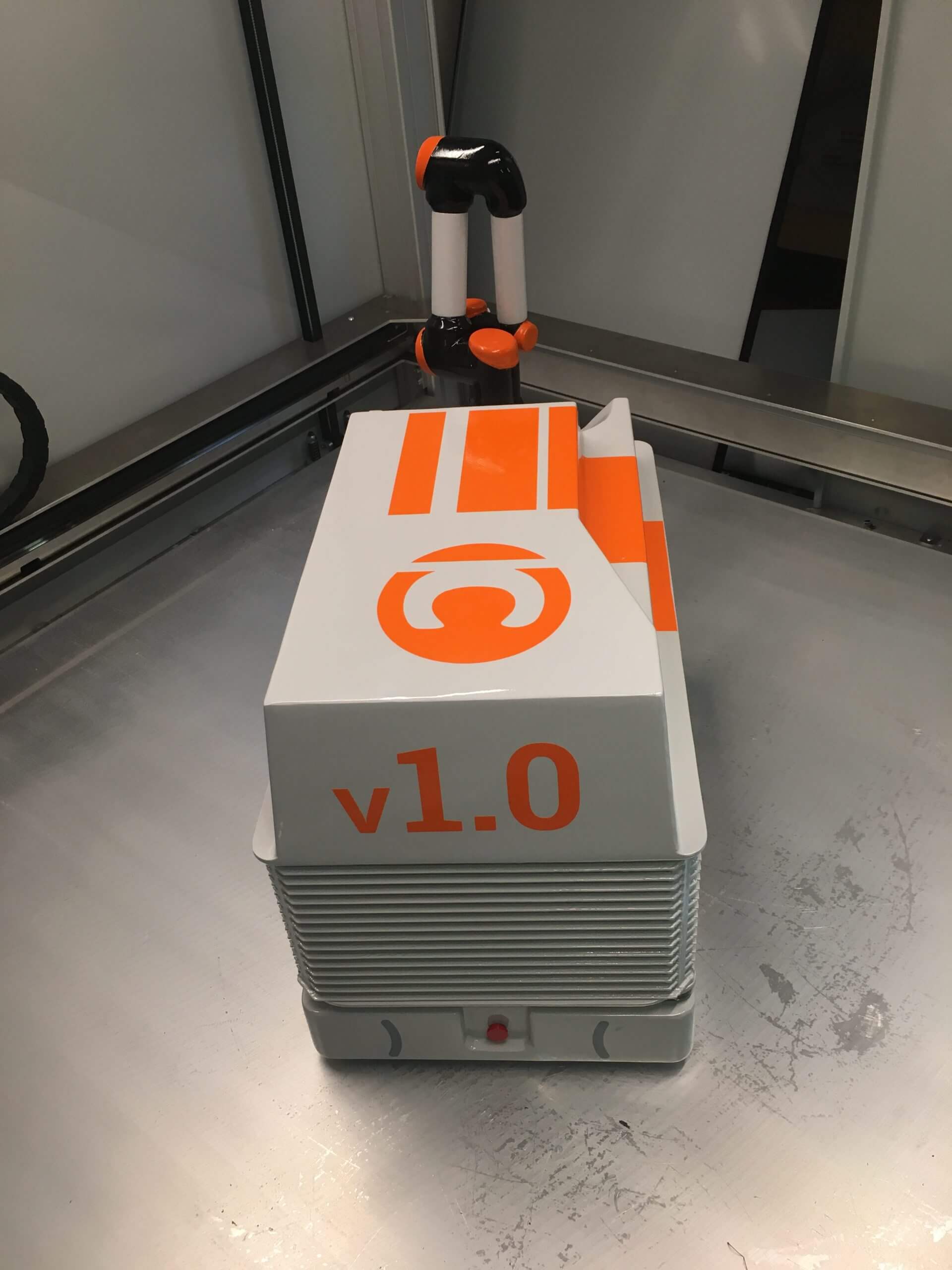 Modellino di robot per verniciatura stampato in 3D per una fiera di settore, PAMI3D